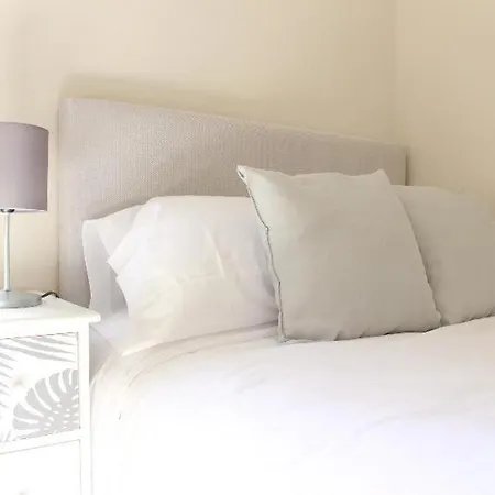 منزل للإقامة Centro Cerca De Estacion De Buses Y Trenes اوفيدو