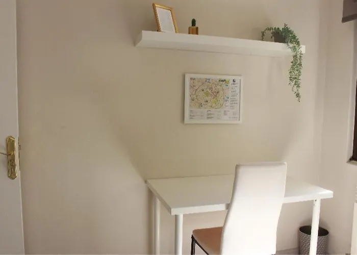 Homestay Centro Cerca De Estacion De Buses Y Trenes *