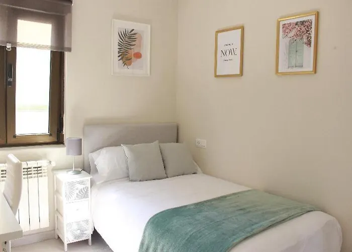 Centro Cerca De Estacion De Buses Y Trenes